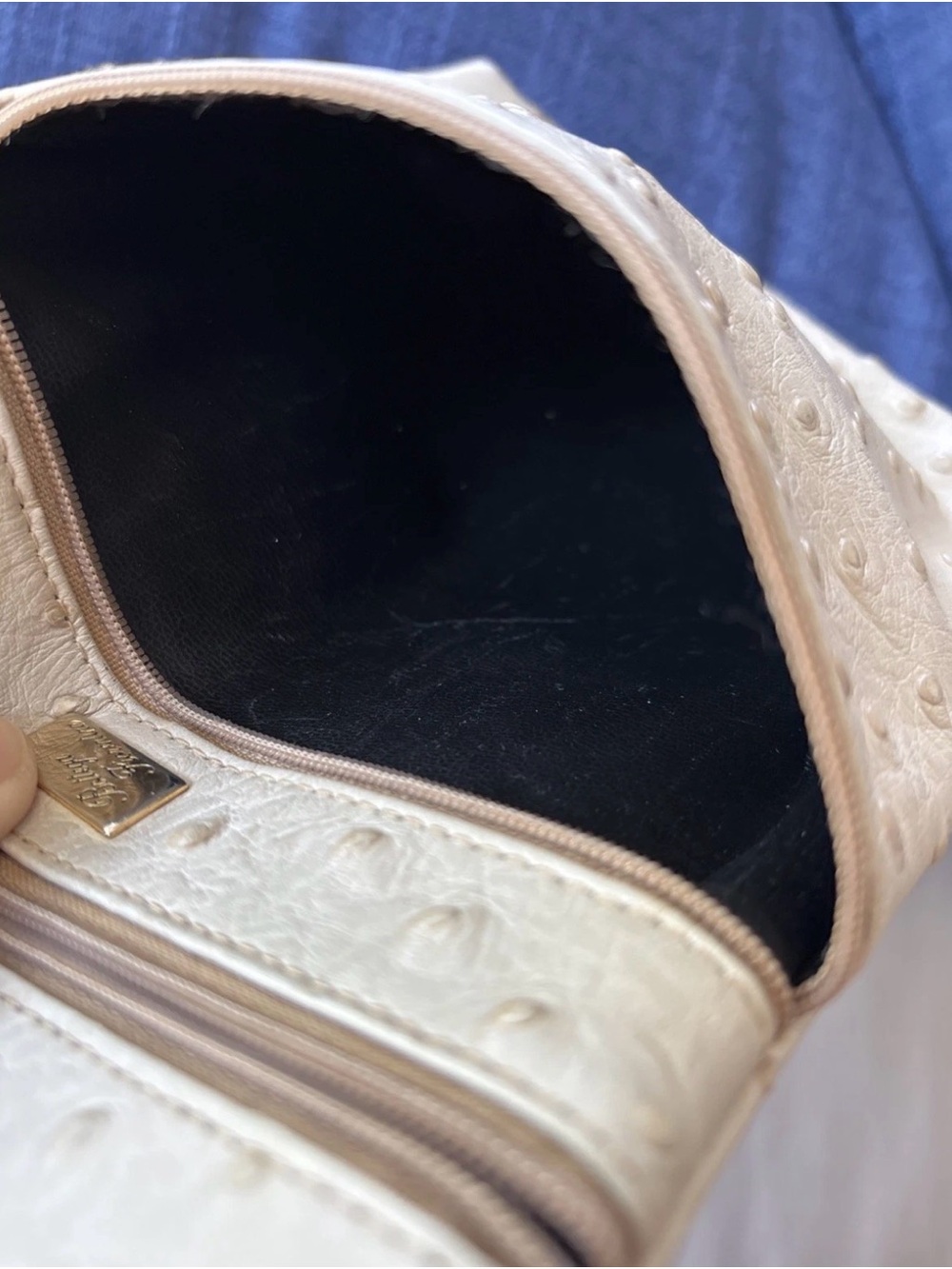 Vintage Bottega Fiorentina Italy Ostrich Leather Mini Crossbody Bag With Tassel - Picture 5 of 13